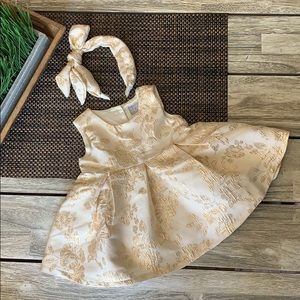 Children’s Place Gold dress size 3-6 months w/ bow